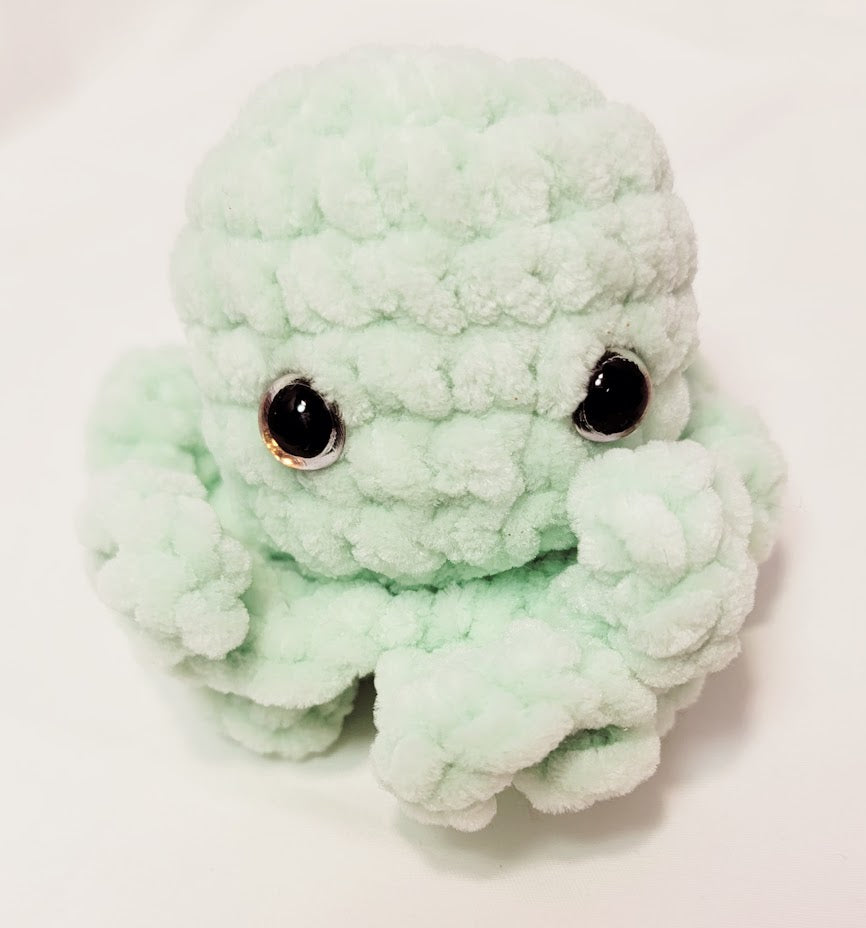 Mini Crochet Octopus - multiple colors