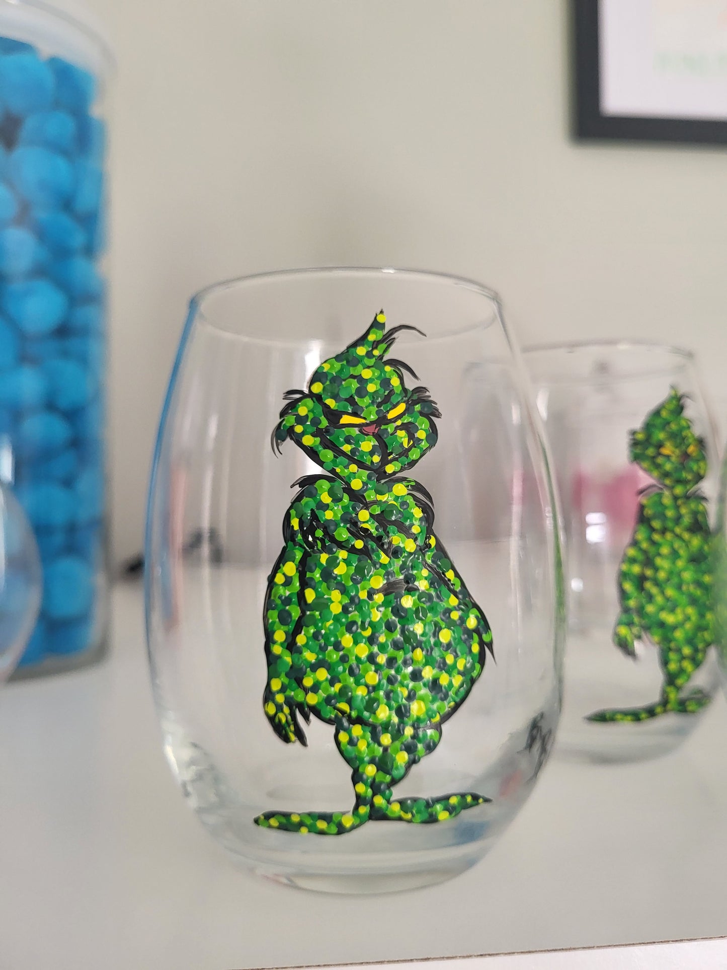 Grinch stemless wine glass