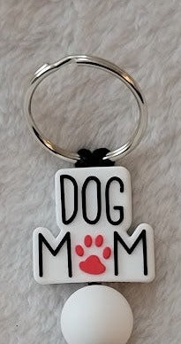 "Dog Mom" Keychain