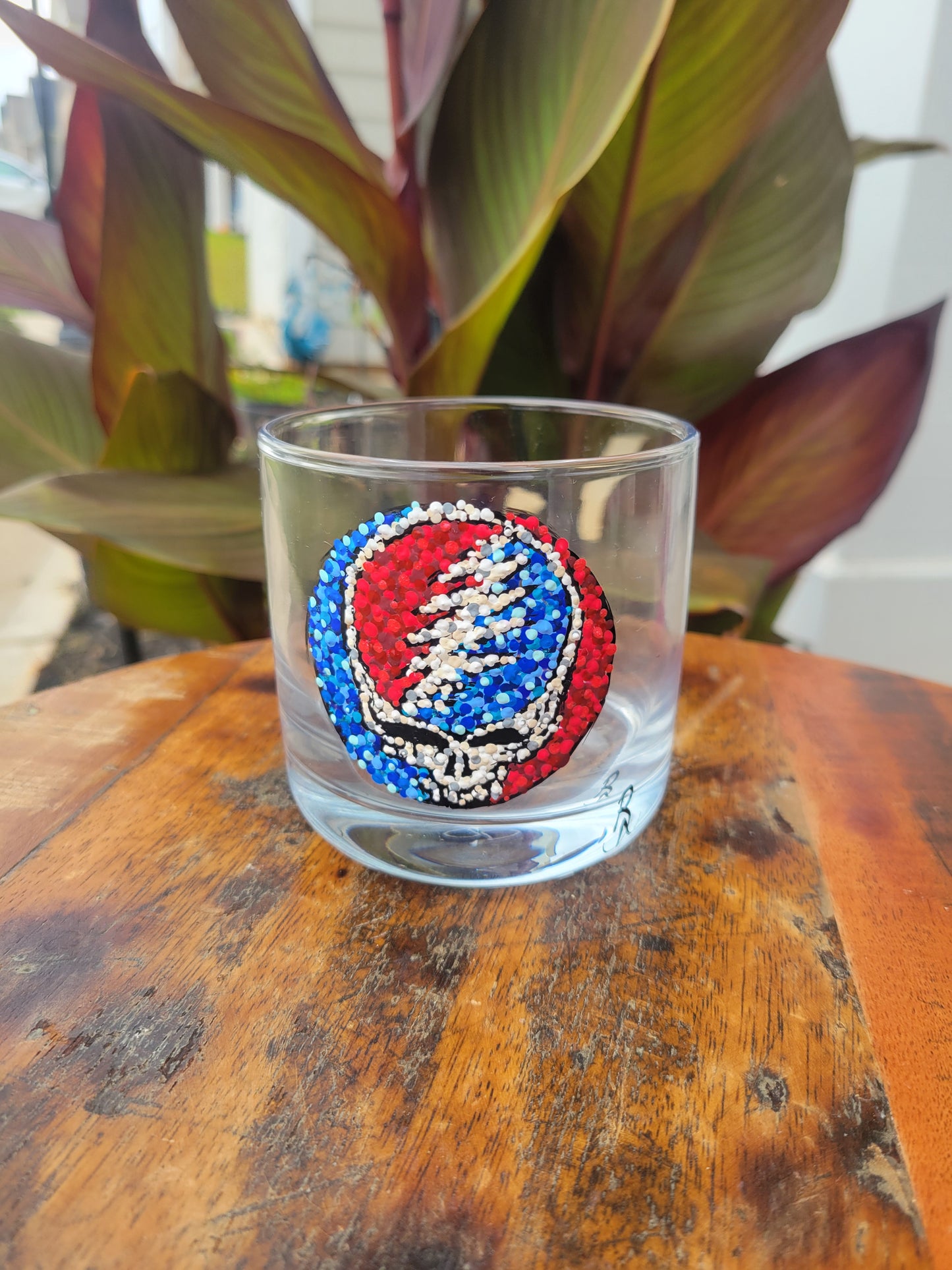 Skull Rocks Glass